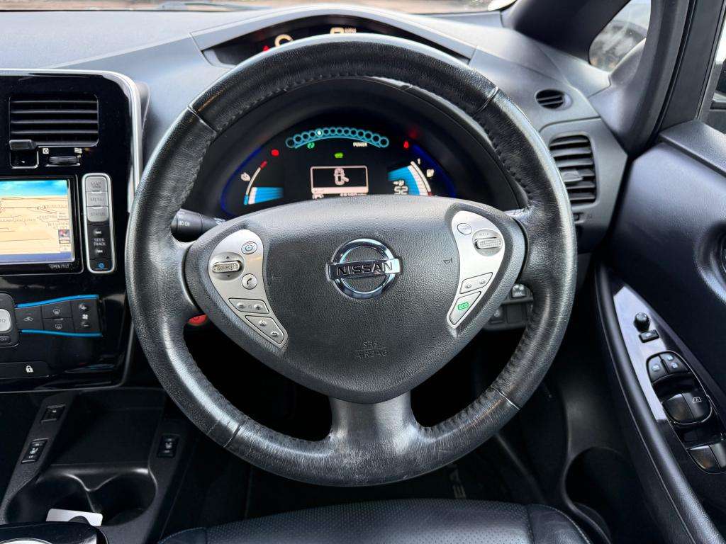 2015 NISSAN LEAF 2015 NISSAN LEAF