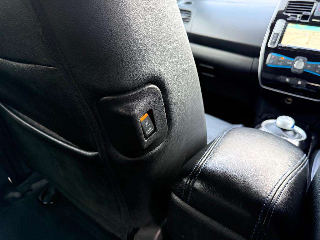 2015 NISSAN LEAF 2015 NISSAN LEAF