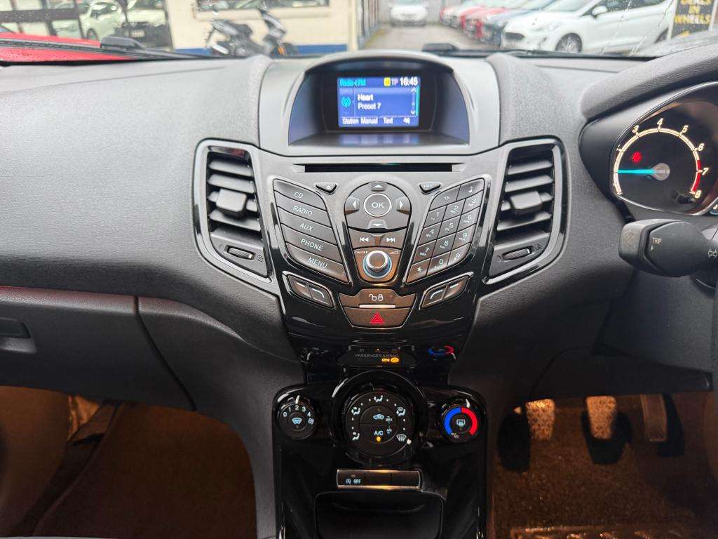 2016 FORD FIESTA 2016 FORD FIESTA