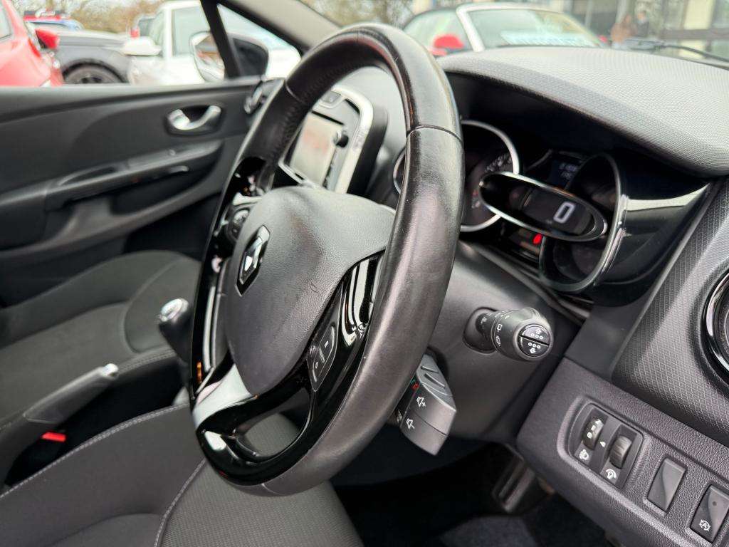 2016 RENAULT CLIO 2016 RENAULT CLIO