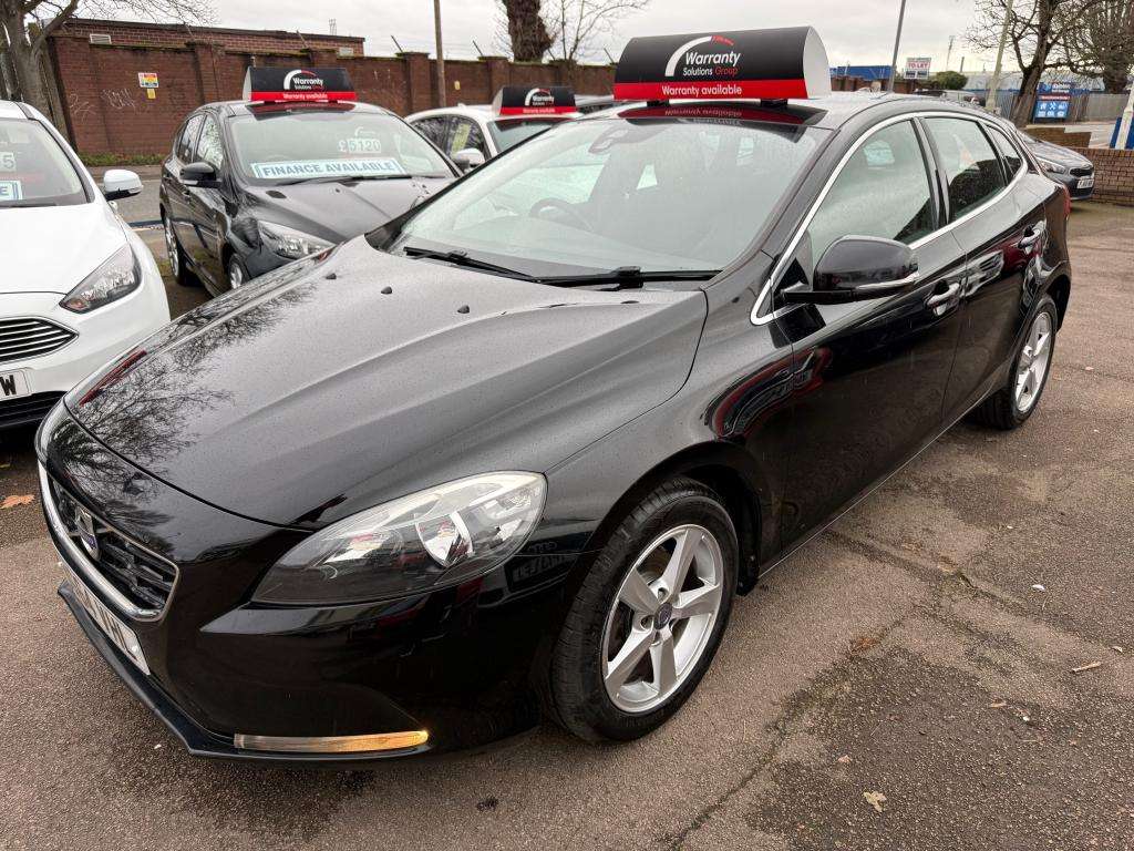 A 2015 VOLVO V40 Se Nav D2 A 2015 VOLVO V40 Se Nav D2