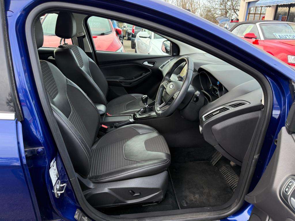 2017 FORD FOCUS 2017 FORD FOCUS