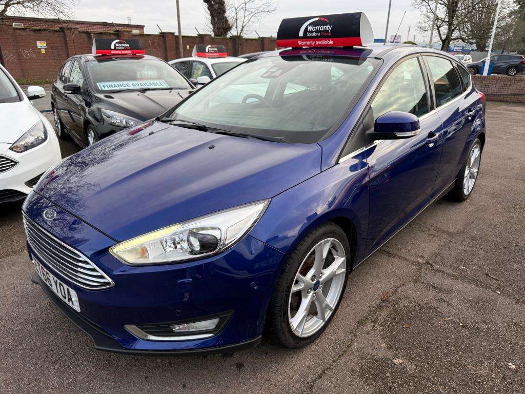 A 2017 FORD FOCUS Titanium X A 2017 FORD FOCUS Titanium X