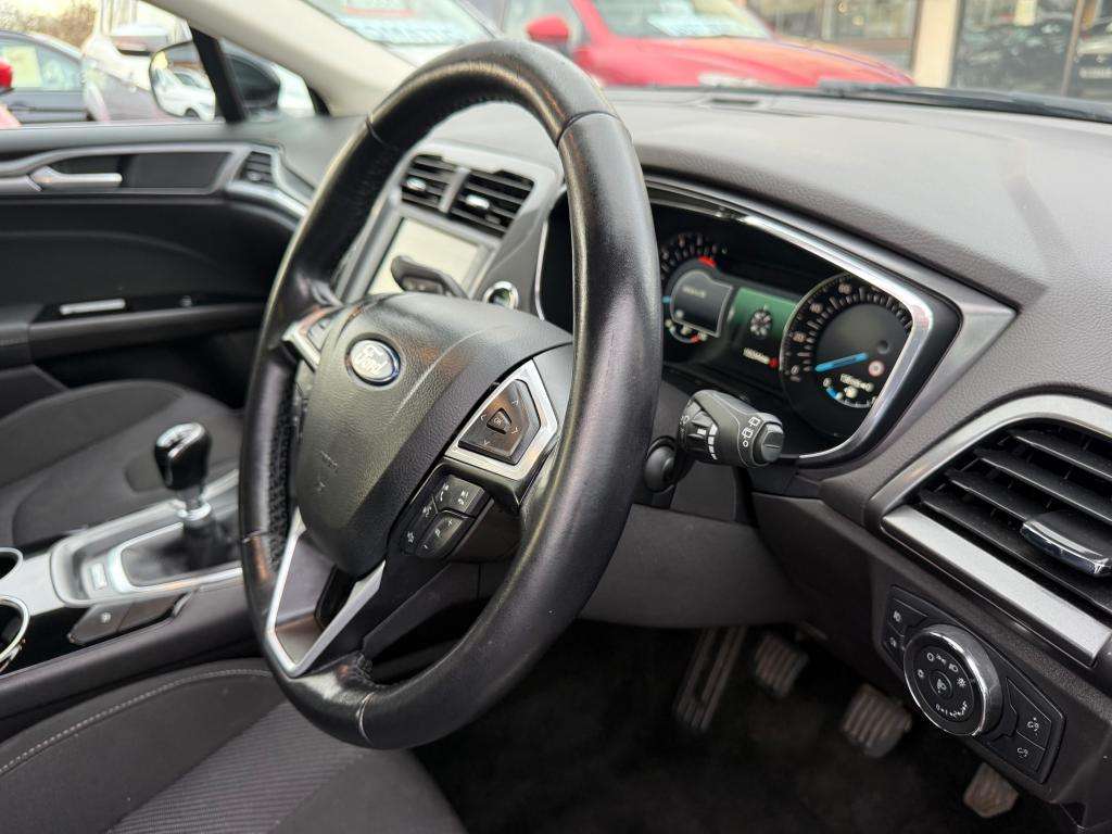 2015 FORD MONDEO 2015 FORD MONDEO