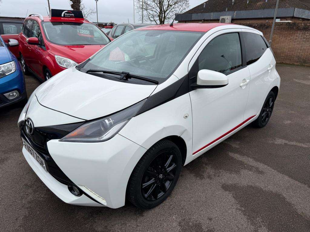 A 2018 TOYOTA AYGO X-press Vvt-i A 2018 TOYOTA AYGO X-press Vvt-i