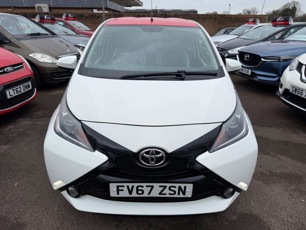 A 2018 TOYOTA AYGO X-press Vvt-i A 2018 TOYOTA AYGO X-press Vvt-i