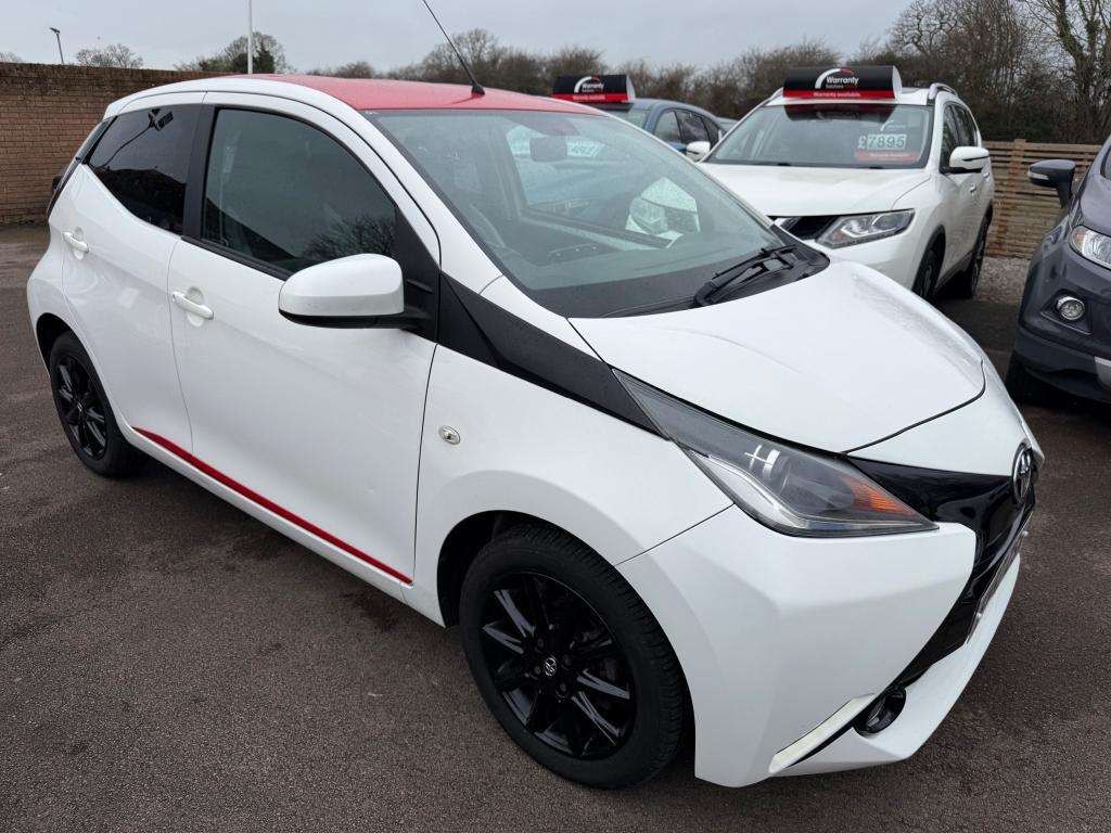 A 2018 TOYOTA AYGO X-press Vvt-i A 2018 TOYOTA AYGO X-press Vvt-i