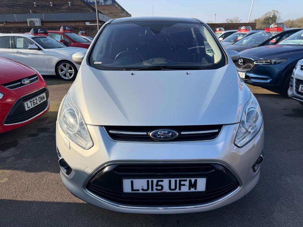 A 2015 FORD C-MAX Titanium X Tdci Auto A 2015 FORD C-MAX Titanium X Tdci Auto