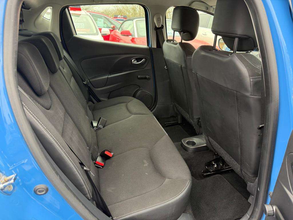 2015 RENAULT CLIO 2015 RENAULT CLIO