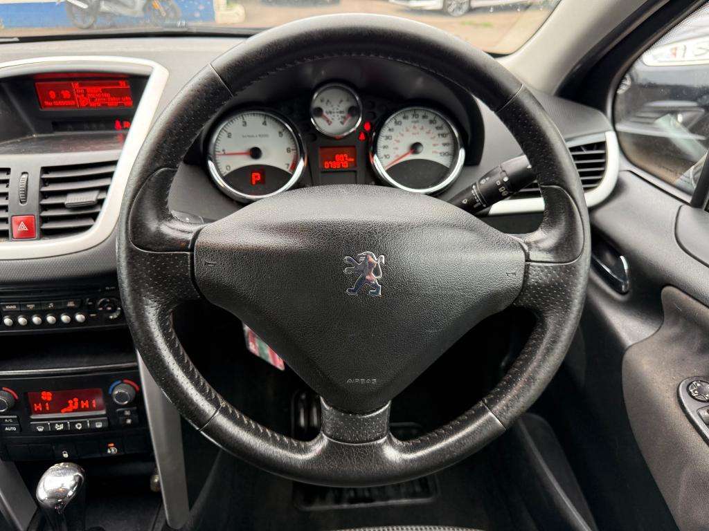 2010 PEUGEOT 207 2010 PEUGEOT 207