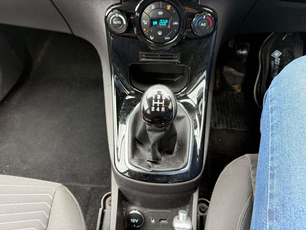 2015 FORD FIESTA 2015 FORD FIESTA