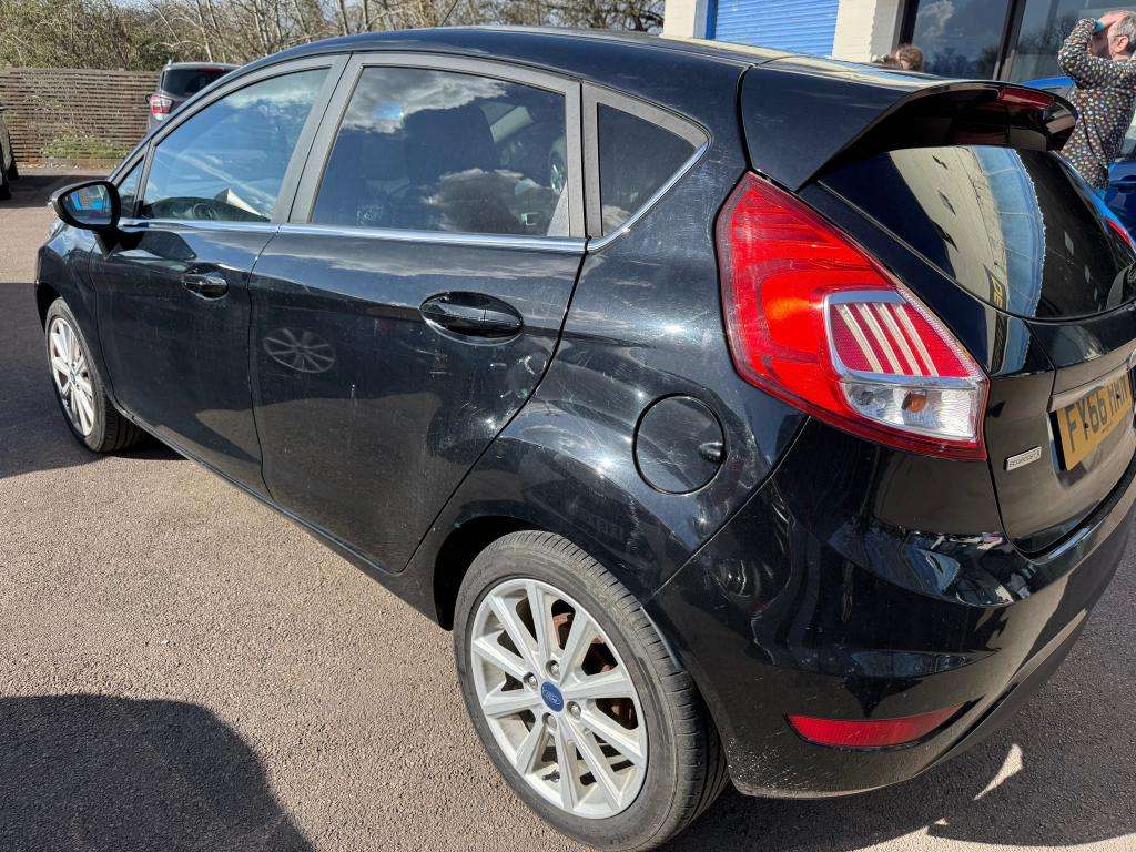 2016 FORD FIESTA 2016 FORD FIESTA