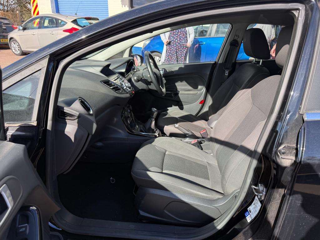 2016 FORD FIESTA 2016 FORD FIESTA