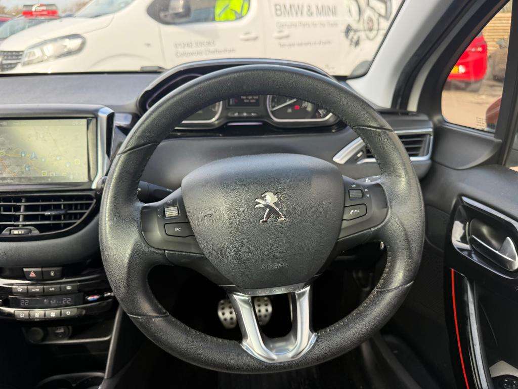 2015 PEUGEOT 208 2015 PEUGEOT 208
