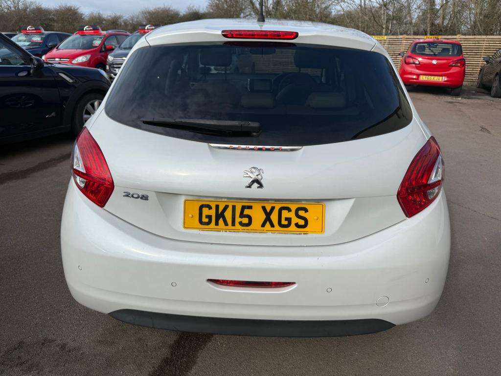 2015 PEUGEOT 208 2015 PEUGEOT 208