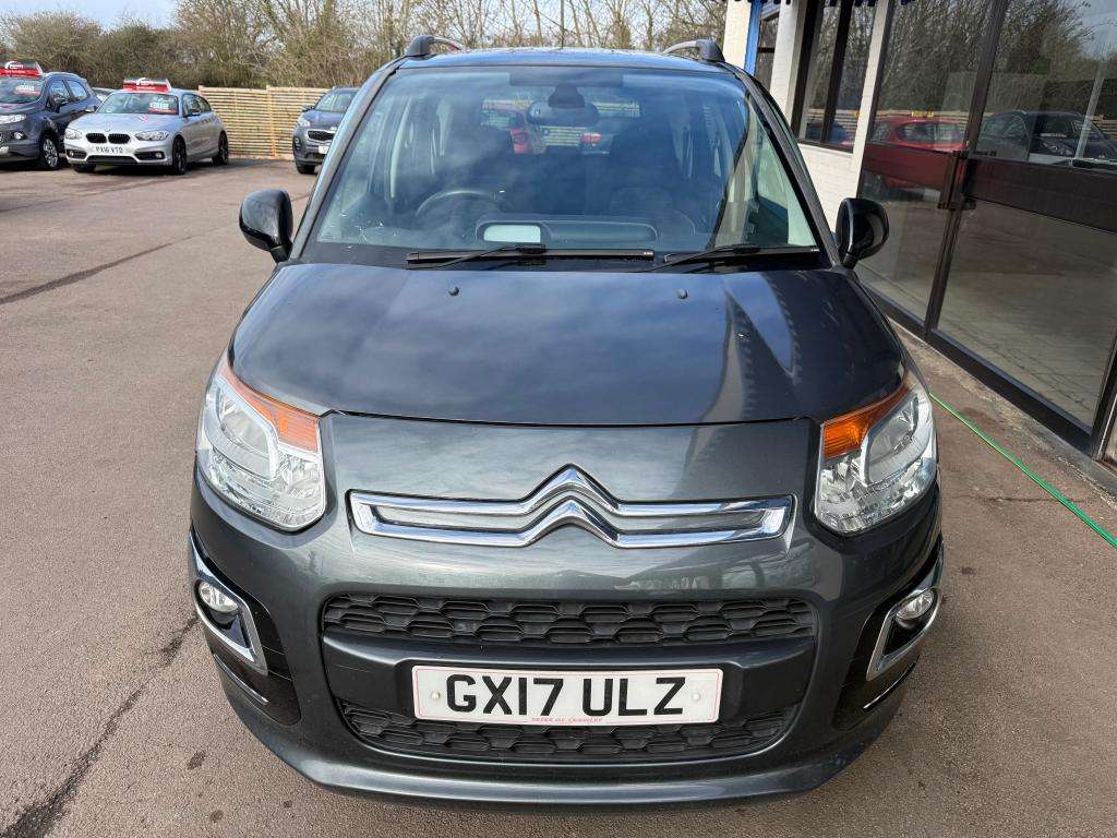 A 2017 CITROEN C3 PICASSO Platinum Puretech A 2017 CITROEN C3 PICASSO Platinum Puretech