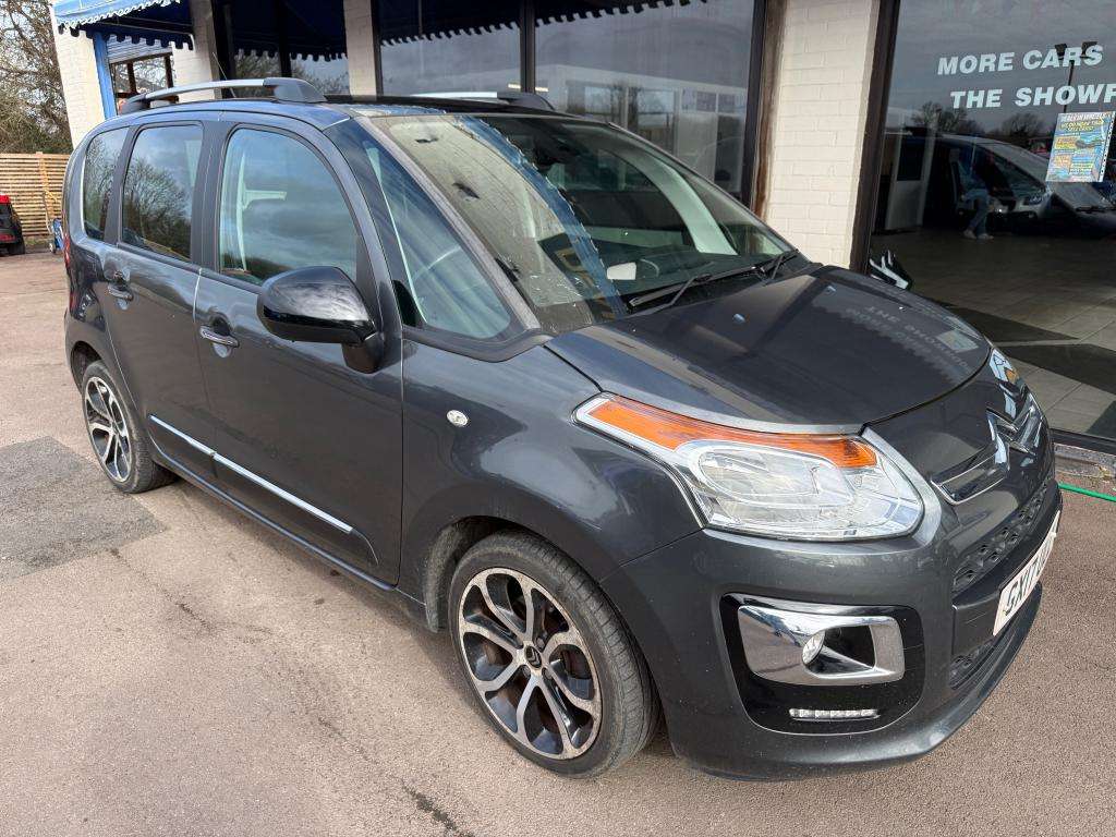 A 2017 CITROEN C3 PICASSO Platinum Puretech A 2017 CITROEN C3 PICASSO Platinum Puretech