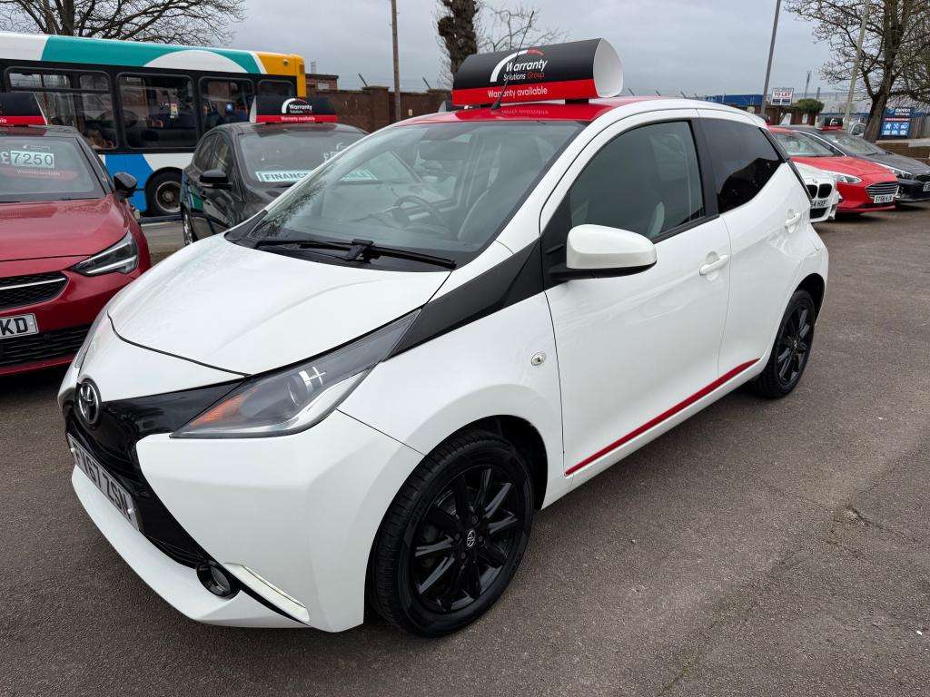 A 2018 TOYOTA AYGO X-press Vvt-i A 2018 TOYOTA AYGO X-press Vvt-i