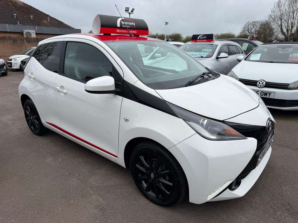 A 2018 TOYOTA AYGO X-press Vvt-i A 2018 TOYOTA AYGO X-press Vvt-i