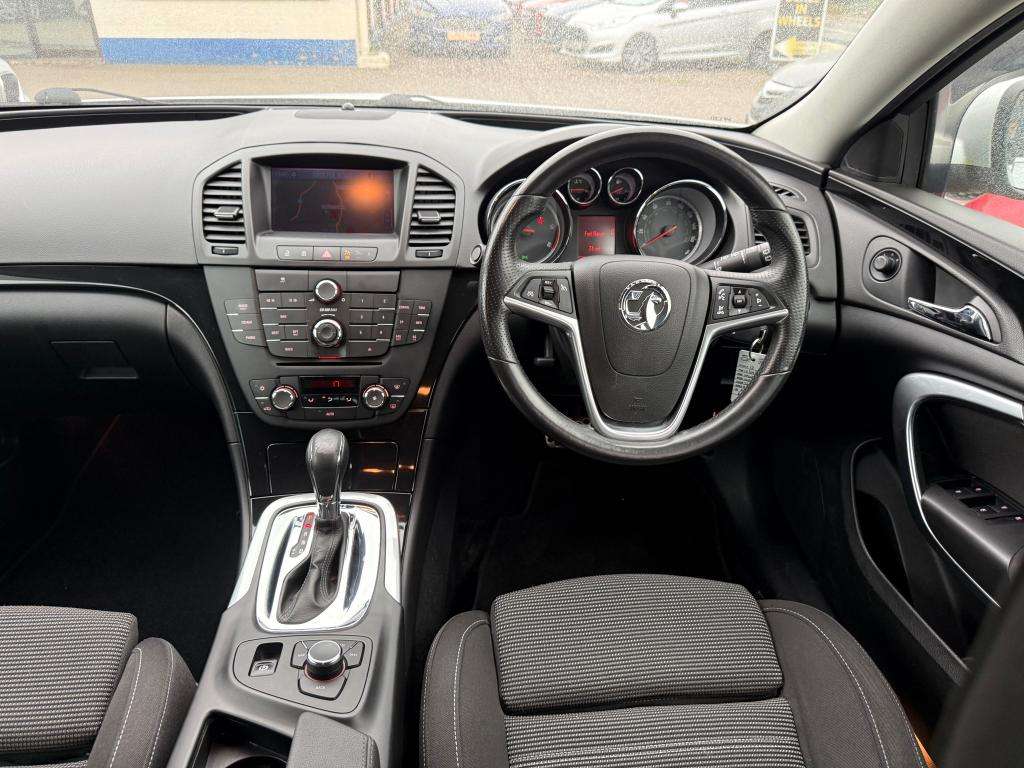2011 VAUXHALL INSIGNIA 2011 VAUXHALL INSIGNIA