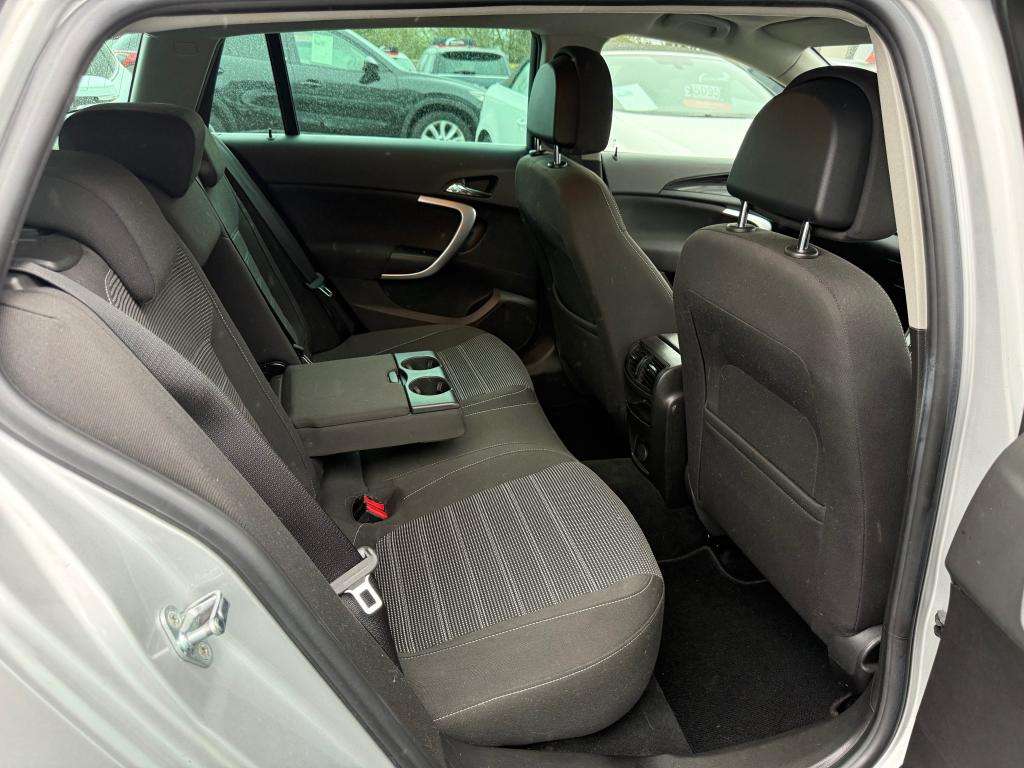 2011 VAUXHALL INSIGNIA 2011 VAUXHALL INSIGNIA