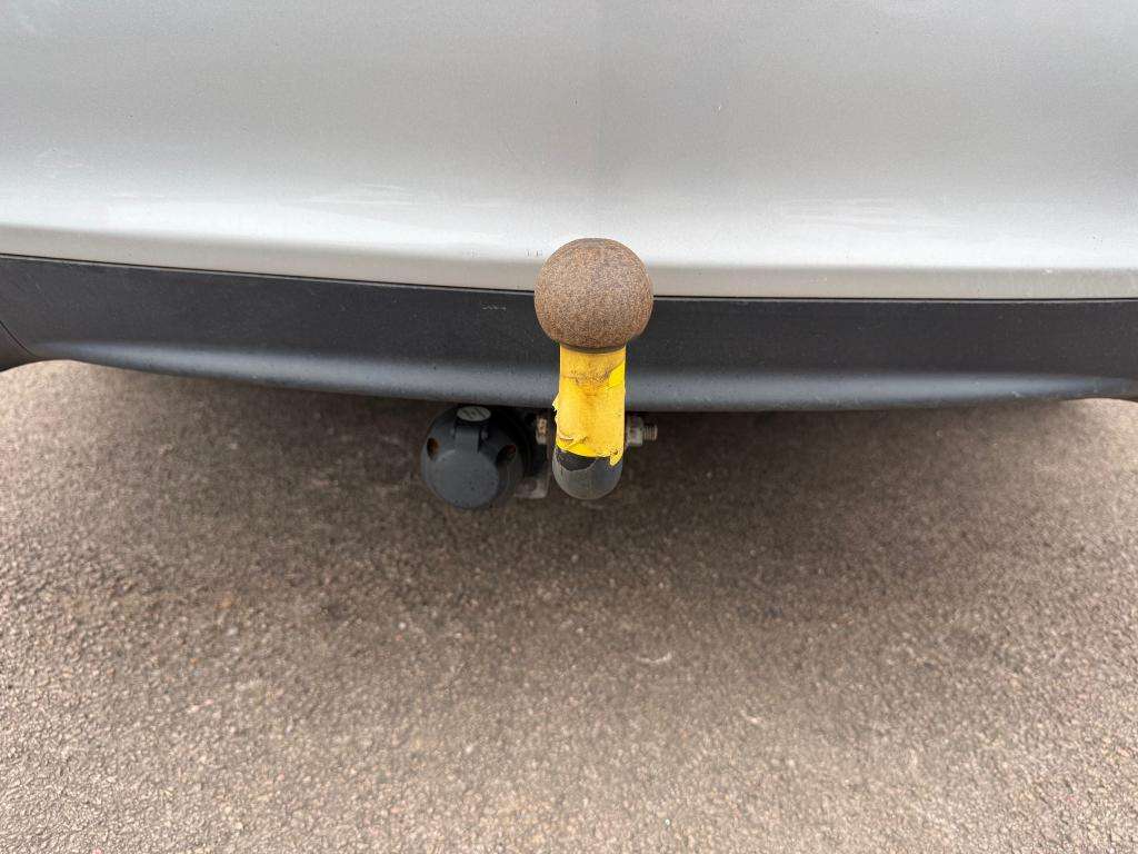 2011 VAUXHALL INSIGNIA 2011 VAUXHALL INSIGNIA