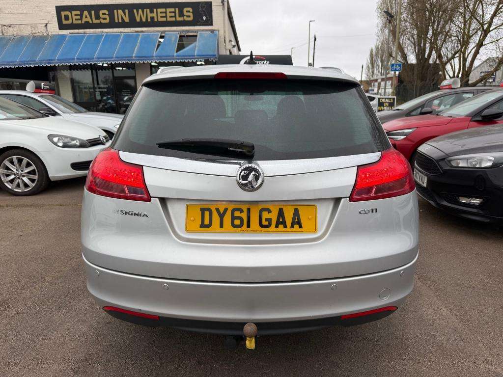2011 VAUXHALL INSIGNIA 2011 VAUXHALL INSIGNIA