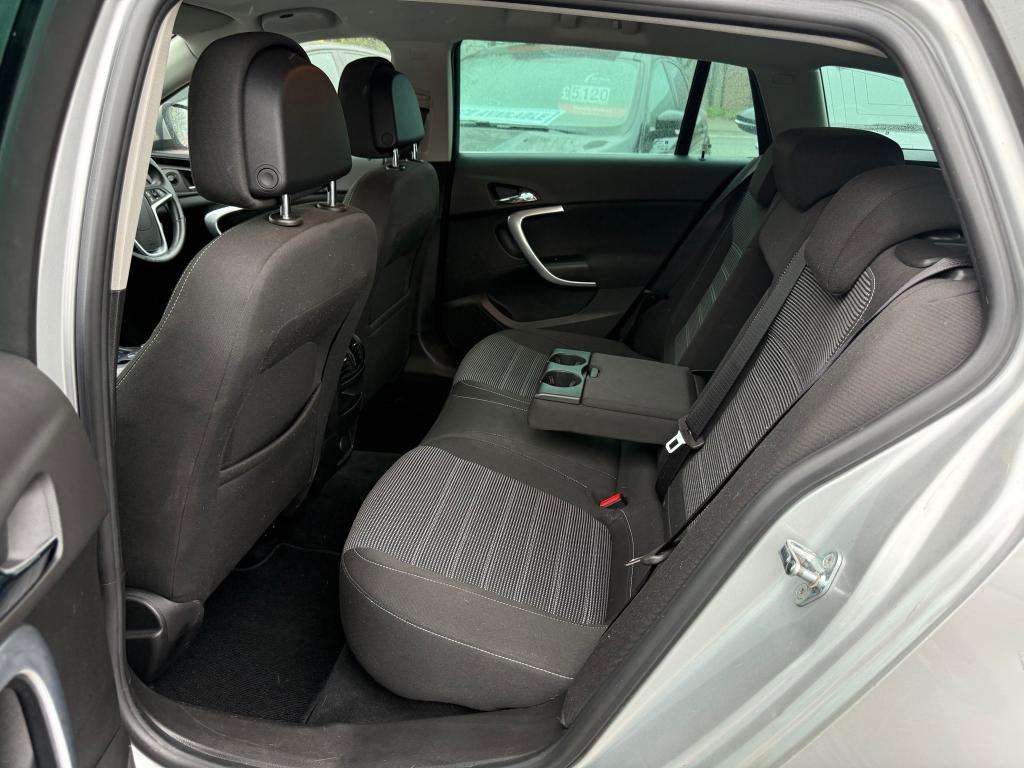 2011 VAUXHALL INSIGNIA 2011 VAUXHALL INSIGNIA