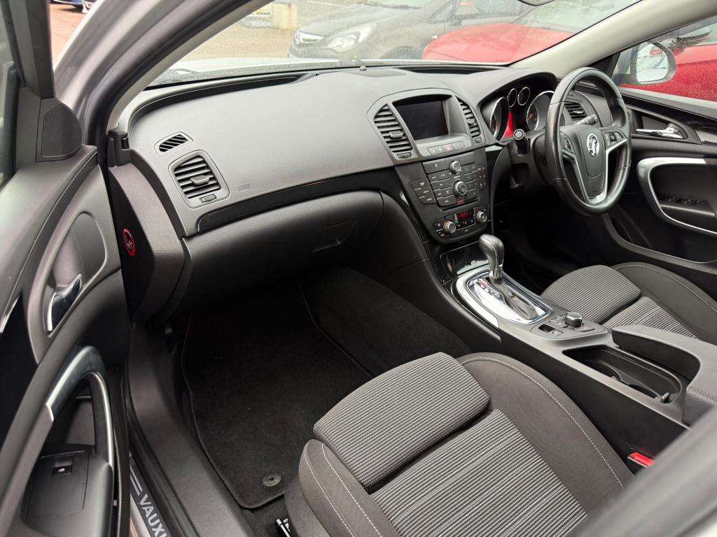 2011 VAUXHALL INSIGNIA 2011 VAUXHALL INSIGNIA