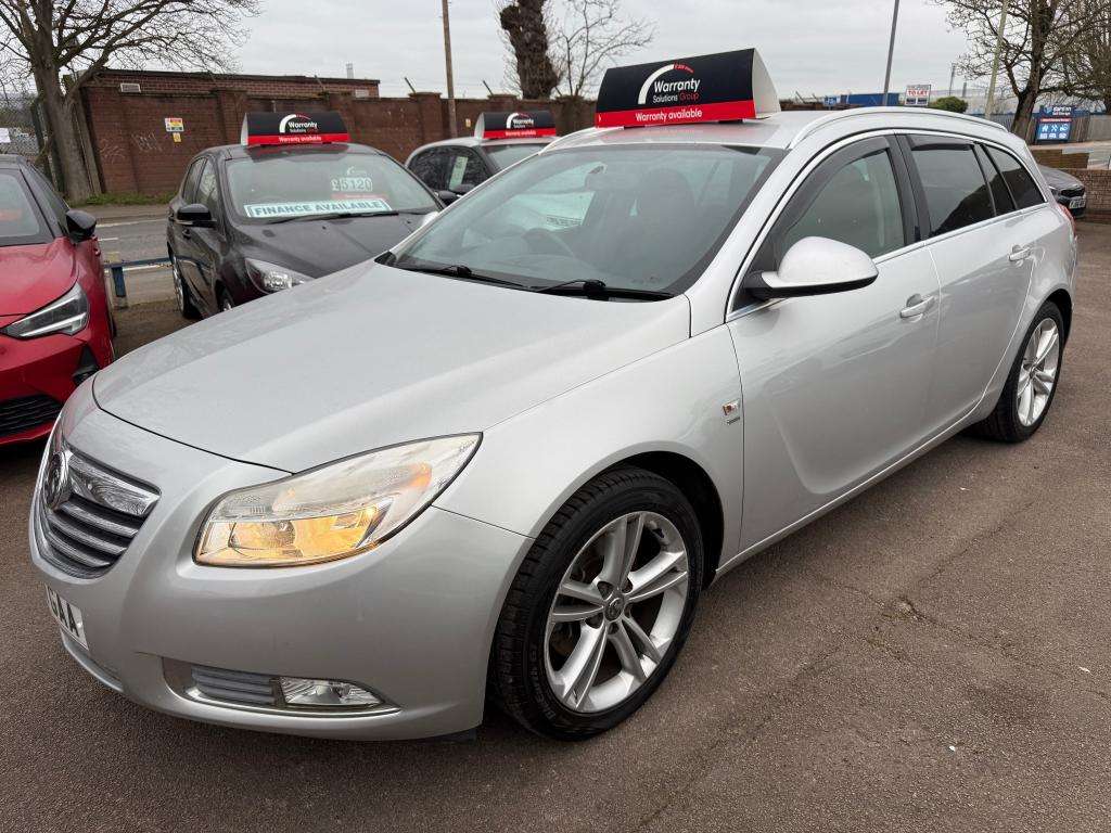 A 2011 VAUXHALL INSIGNIA Sri Nav Cdti Auto A 2011 VAUXHALL INSIGNIA Sri Nav Cdti Auto