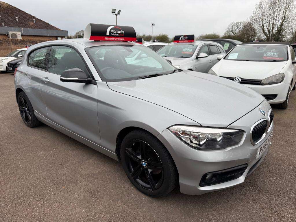 A 2016 BMW 1 SERIES 118i Sport A 2016 BMW 1 SERIES 118i Sport