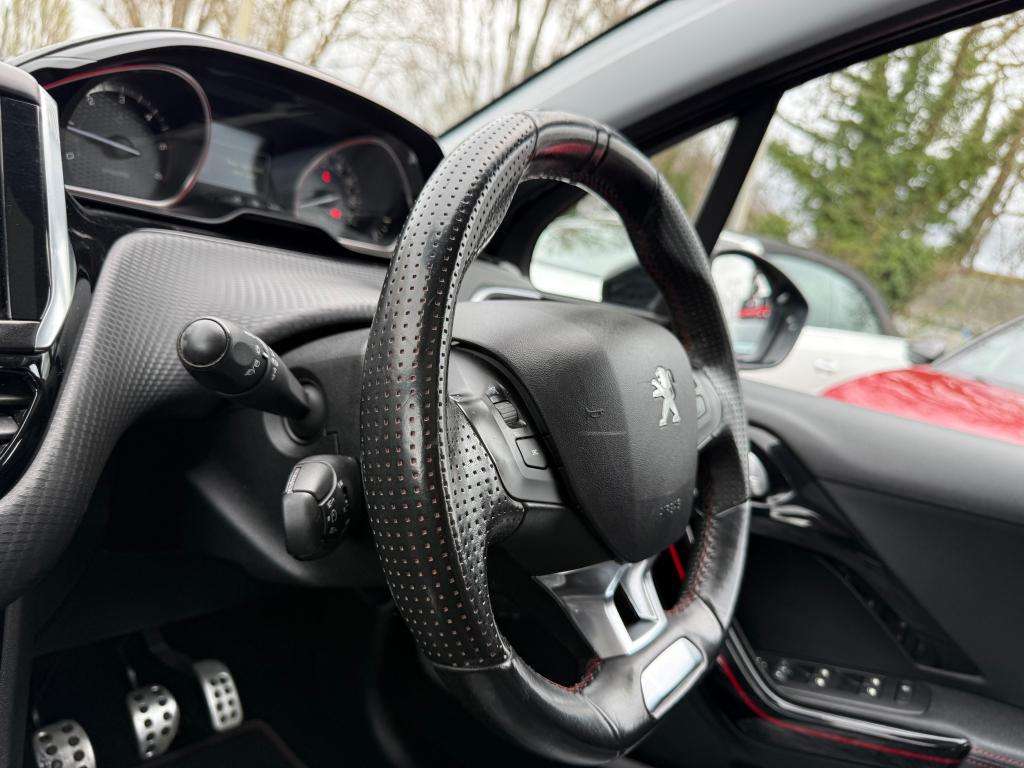 2017 PEUGEOT 2008 2017 PEUGEOT 2008