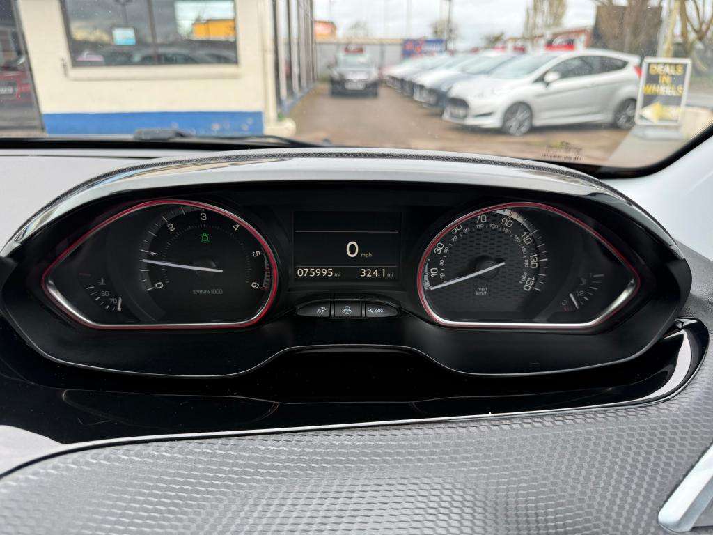 2017 PEUGEOT 2008 2017 PEUGEOT 2008