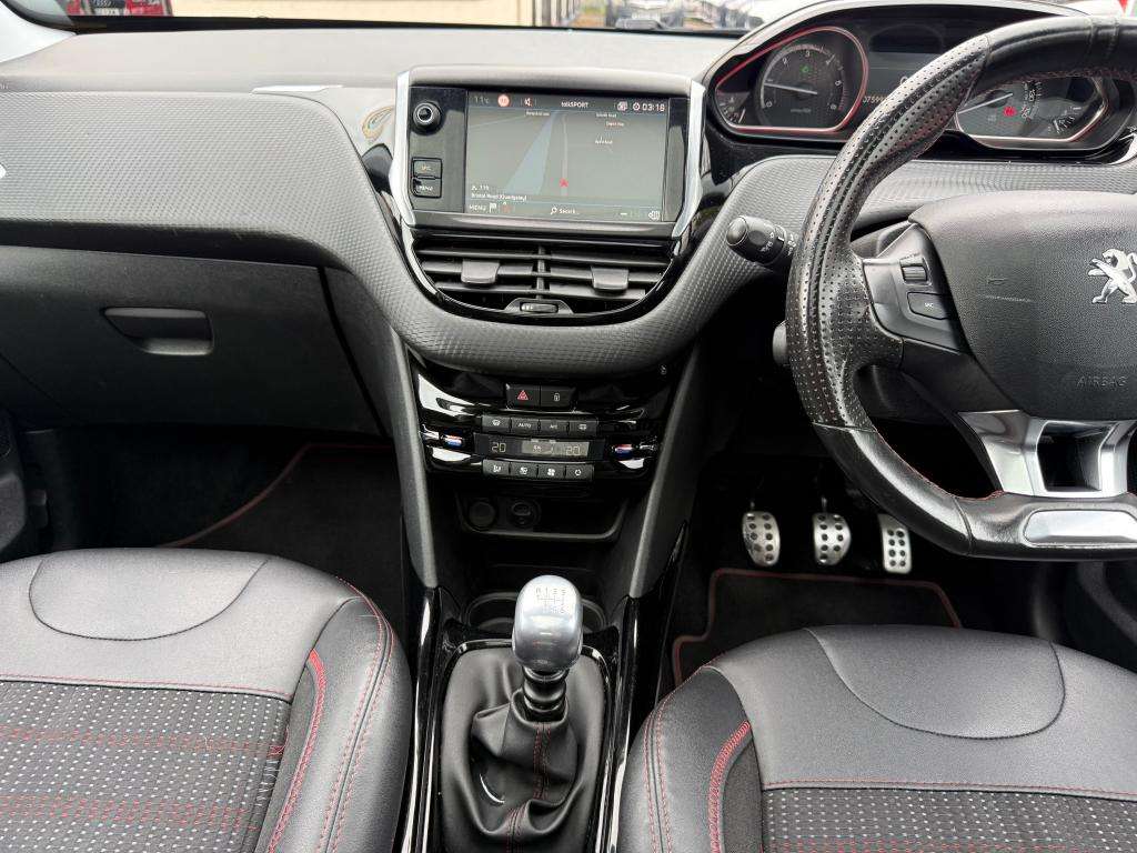 2017 PEUGEOT 2008 2017 PEUGEOT 2008