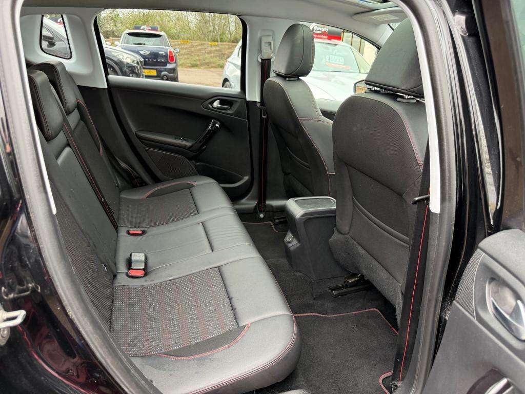 2017 PEUGEOT 2008 2017 PEUGEOT 2008