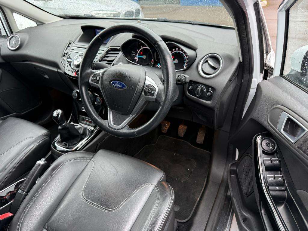 2017 FORD FIESTA 2017 FORD FIESTA