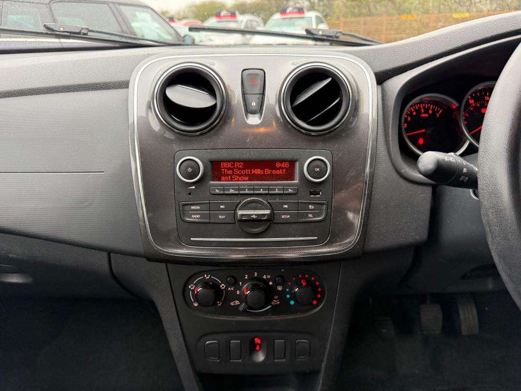 2017 DACIA SANDERO 2017 DACIA SANDERO