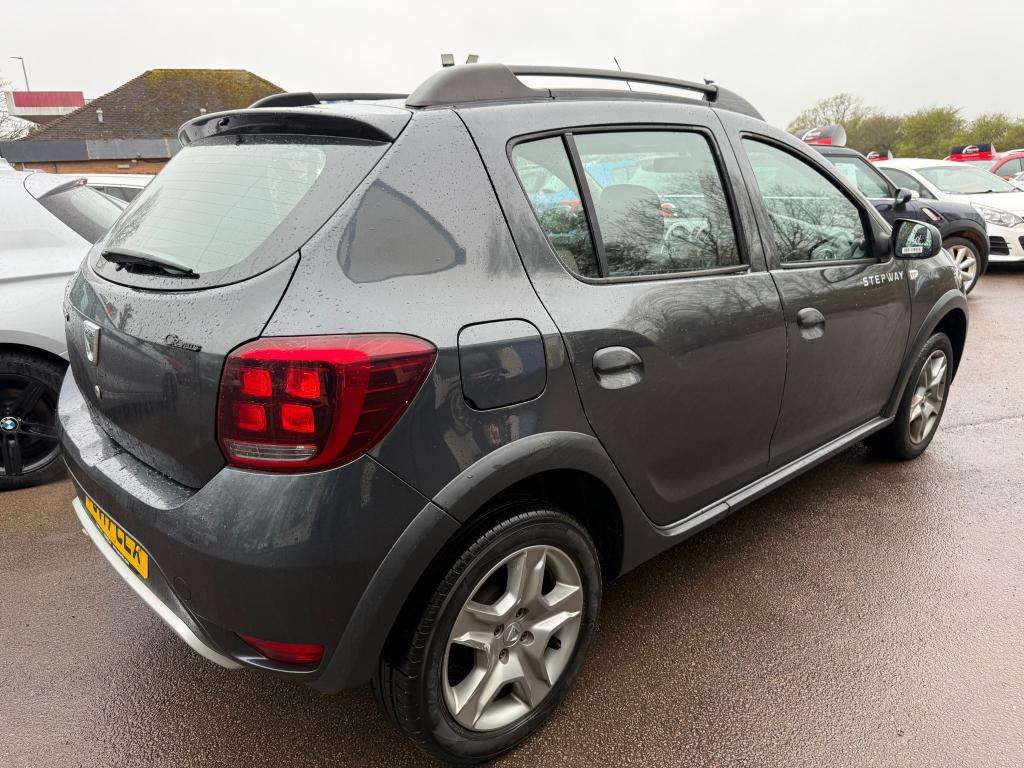2017 DACIA SANDERO 2017 DACIA SANDERO