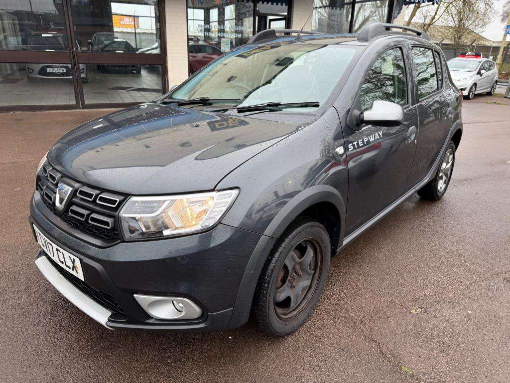 A 2017 DACIA SANDERO Stepway Ambiance Tce A 2017 DACIA SANDERO Stepway Ambiance Tce