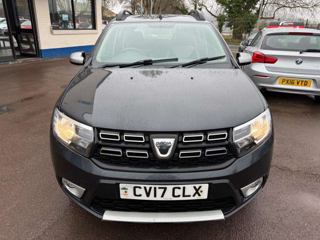 A 2017 DACIA SANDERO Stepway Ambiance Tce A 2017 DACIA SANDERO Stepway Ambiance Tce