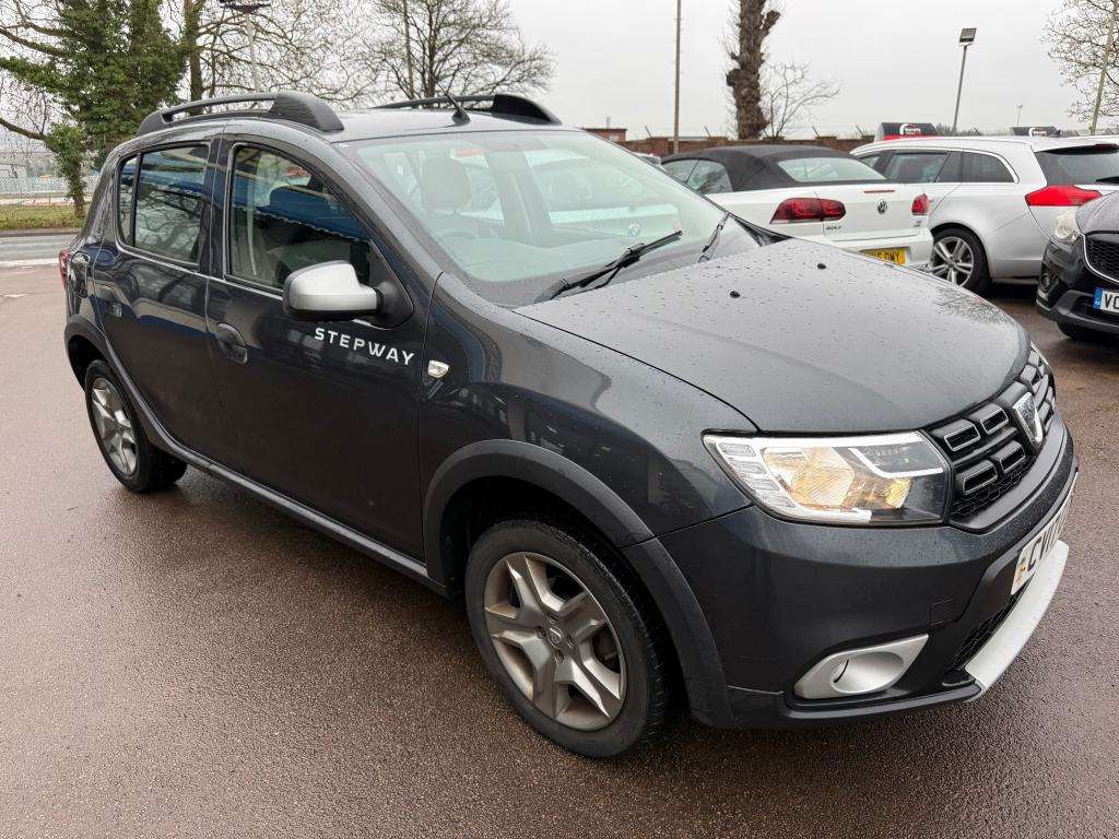 A 2017 DACIA SANDERO Stepway Ambiance Tce A 2017 DACIA SANDERO Stepway Ambiance Tce