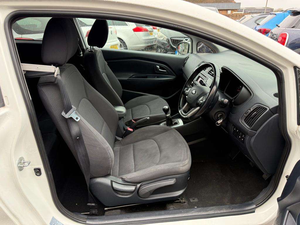 2015 KIA RIO 2015 KIA RIO