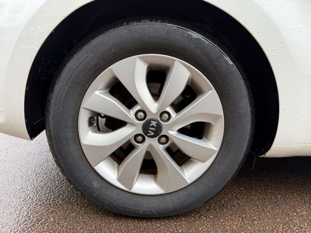 2015 KIA RIO 2015 KIA RIO