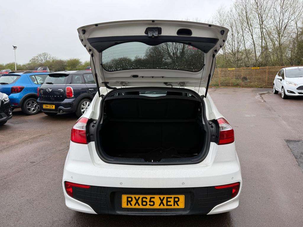 2015 KIA RIO 2015 KIA RIO