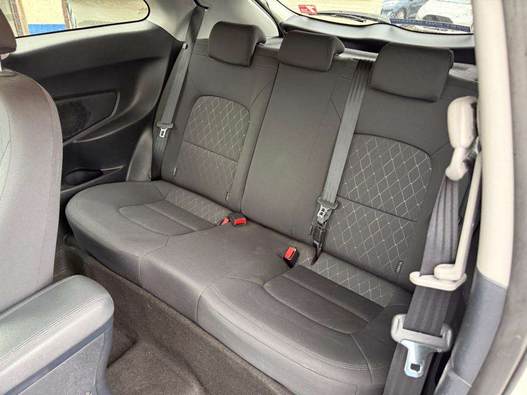 2015 KIA RIO 2015 KIA RIO