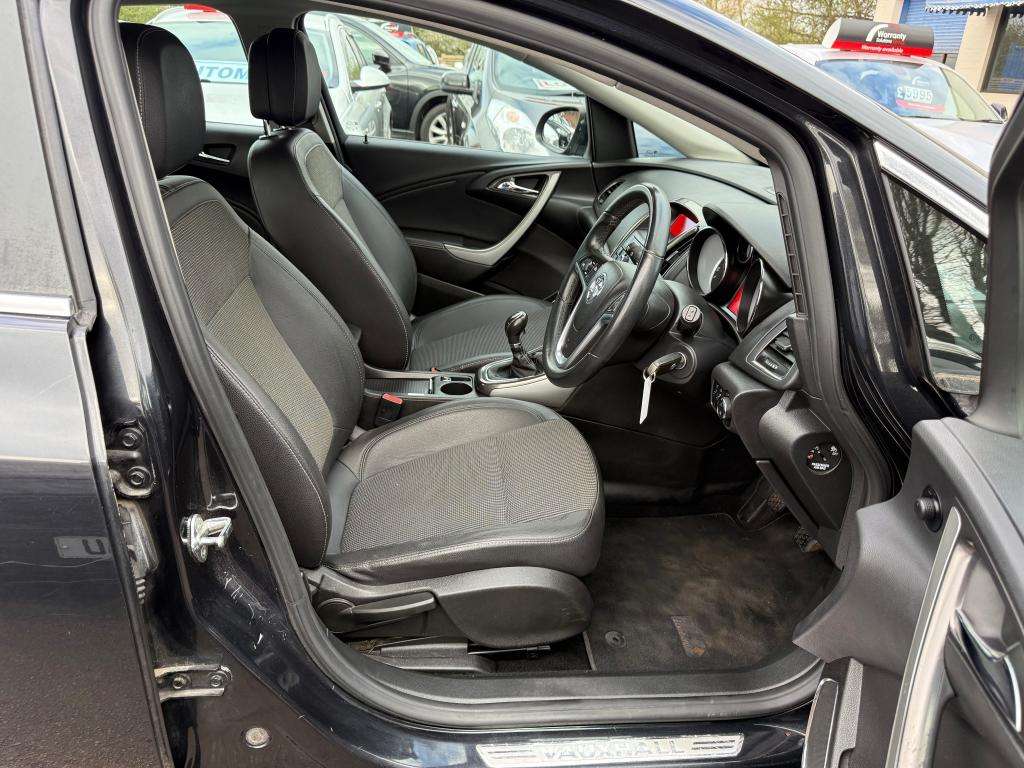 2011 VAUXHALL ASTRA 2011 VAUXHALL ASTRA