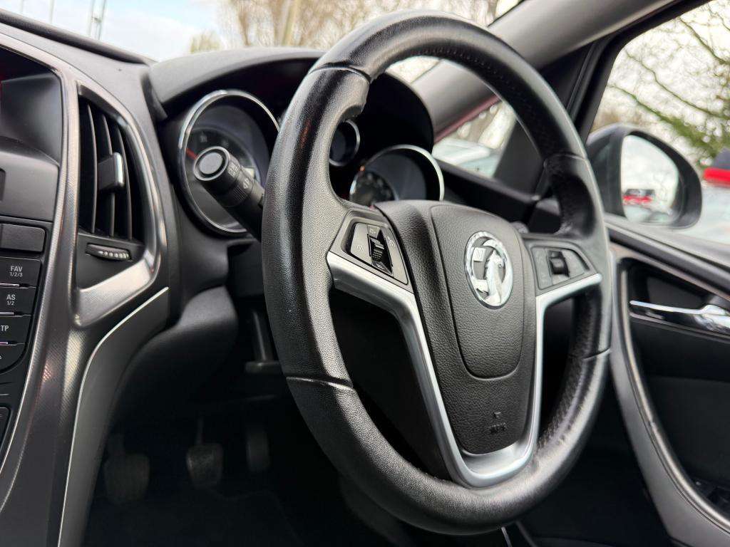 2011 VAUXHALL ASTRA 2011 VAUXHALL ASTRA