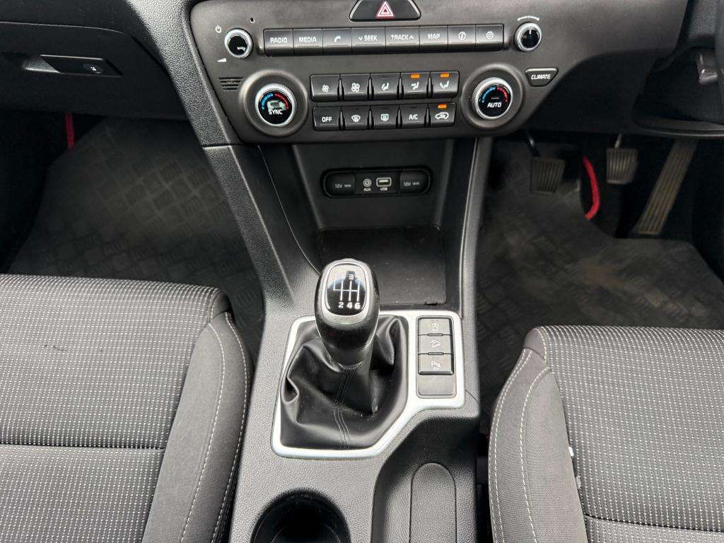 2018 KIA SPORTAGE 2018 KIA SPORTAGE