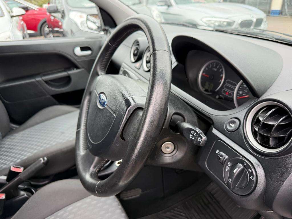 2004 FORD FIESTA 2004 FORD FIESTA