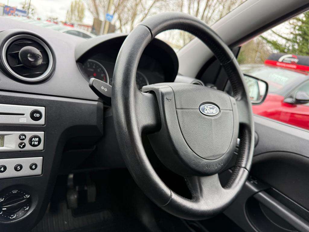 2004 FORD FIESTA 2004 FORD FIESTA